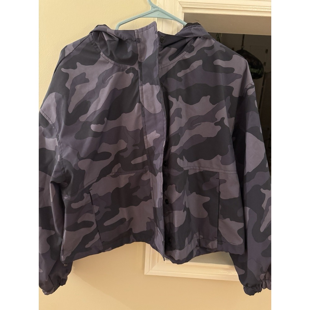 Old Navy Women's M Green Cammo Rain HoodieLight In Pic Makes It Look Purple